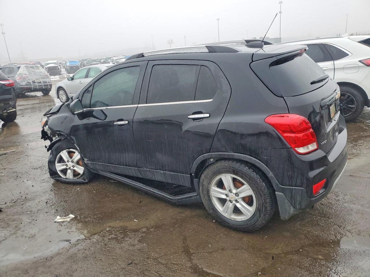 2020 CHEVROLET TRAX 1LT photo 2