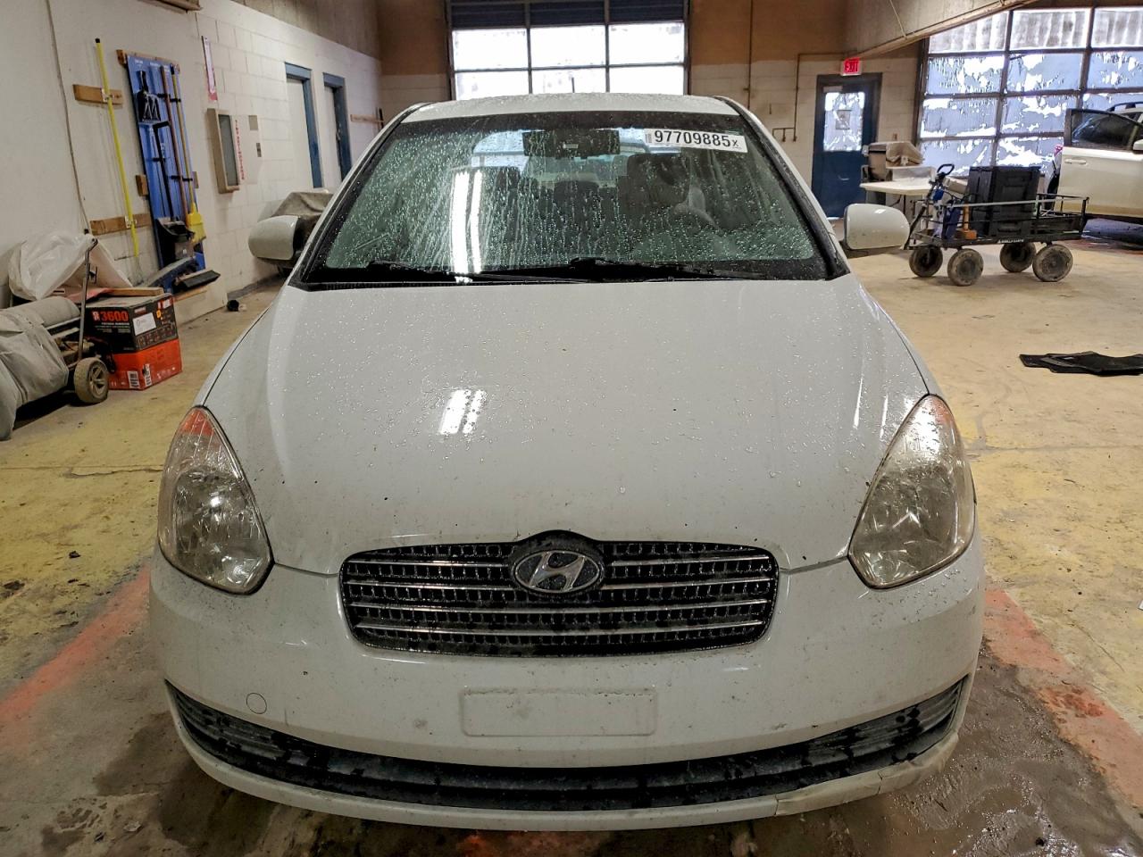 2010 HYUNDAI ACCENT GLS photo 5