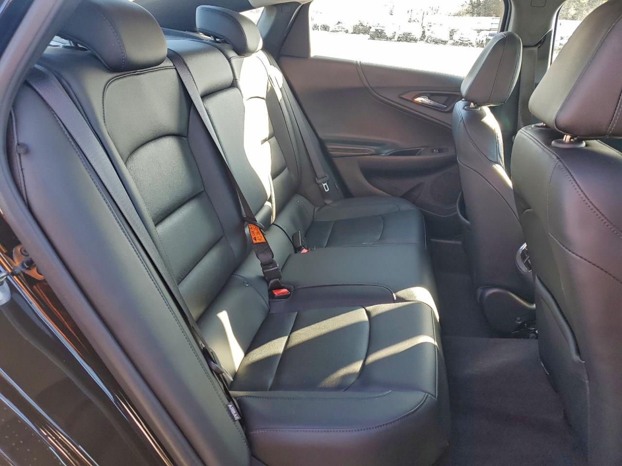 2017 CHEVROLET MALIBU LT photo 10