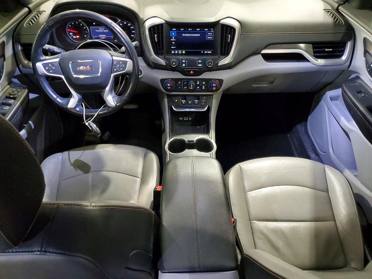 2019 GMC TERRAIN SLT photo 8