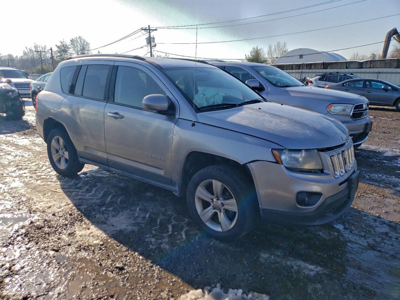 2016 JEEP COMPASS LATITUDE photo 4