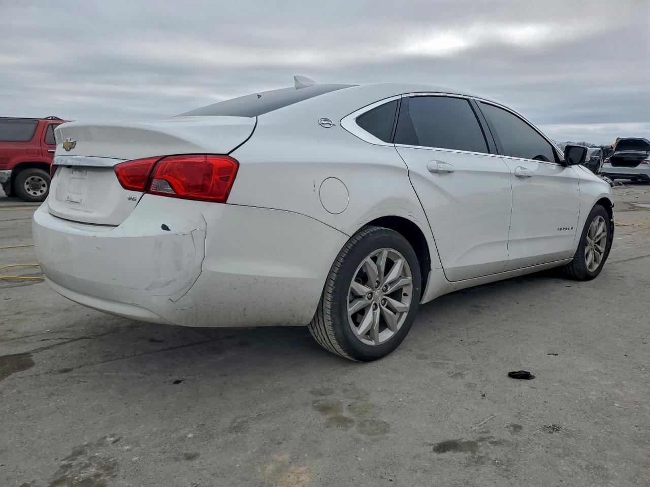 2018 CHEVROLET IMPALA LT photo 5