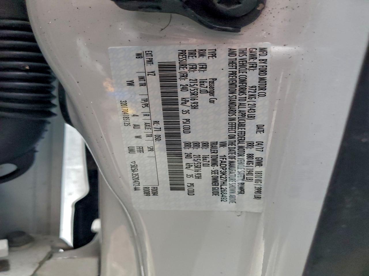 2017 FORD FOCUS SE photo 12