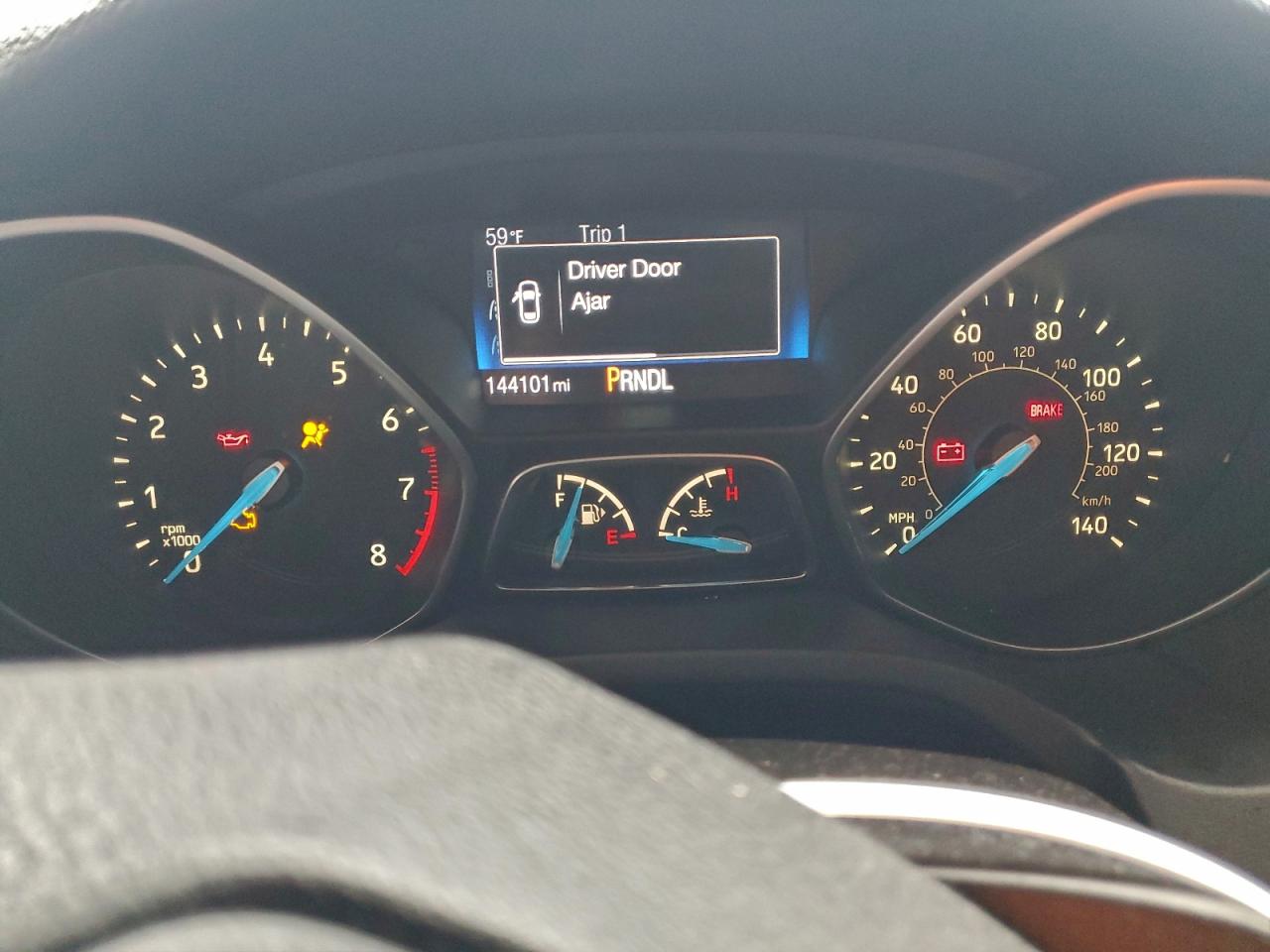 2017 FORD FOCUS SE photo 9