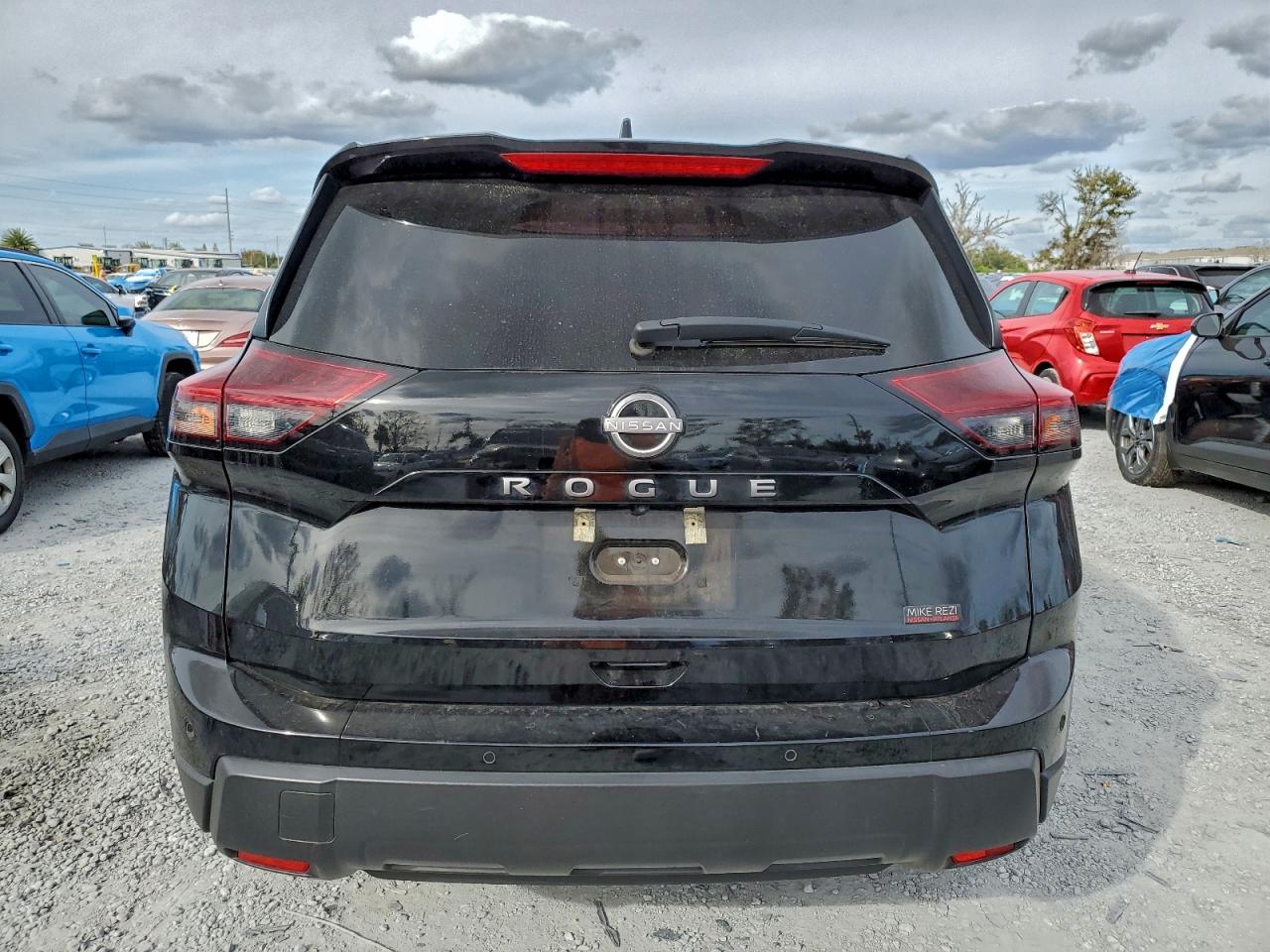 2024 NISSAN ROGUE S photo 6