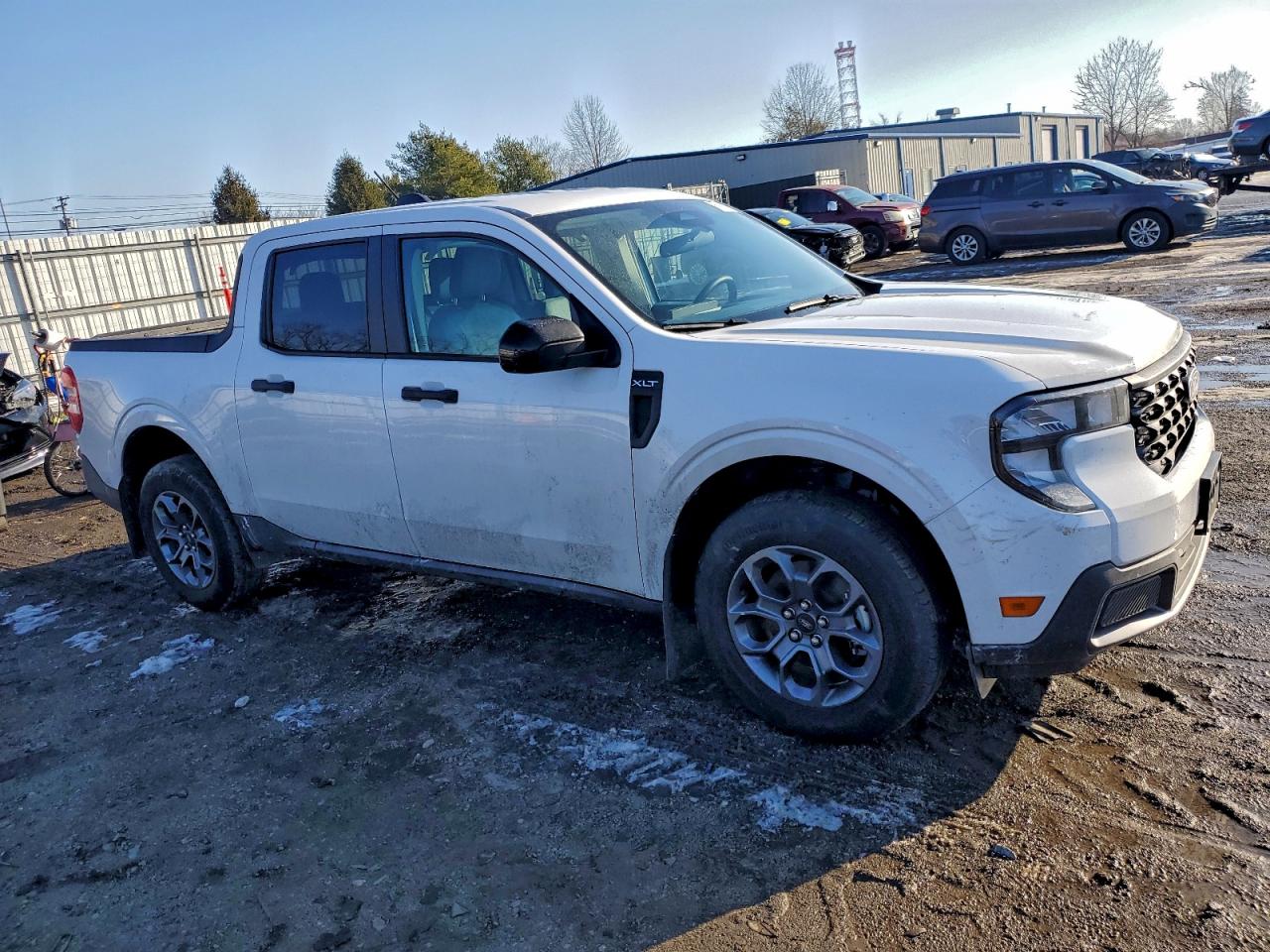 2025 FORD MAVERICK XLT photo 4