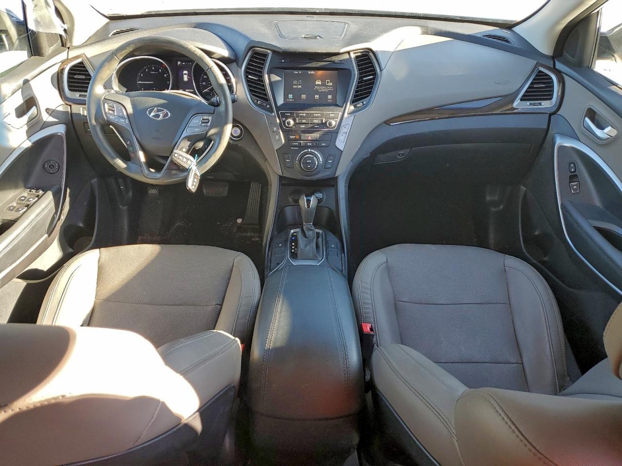 2017 HYUNDAI SANTA FE SPORT photo 8