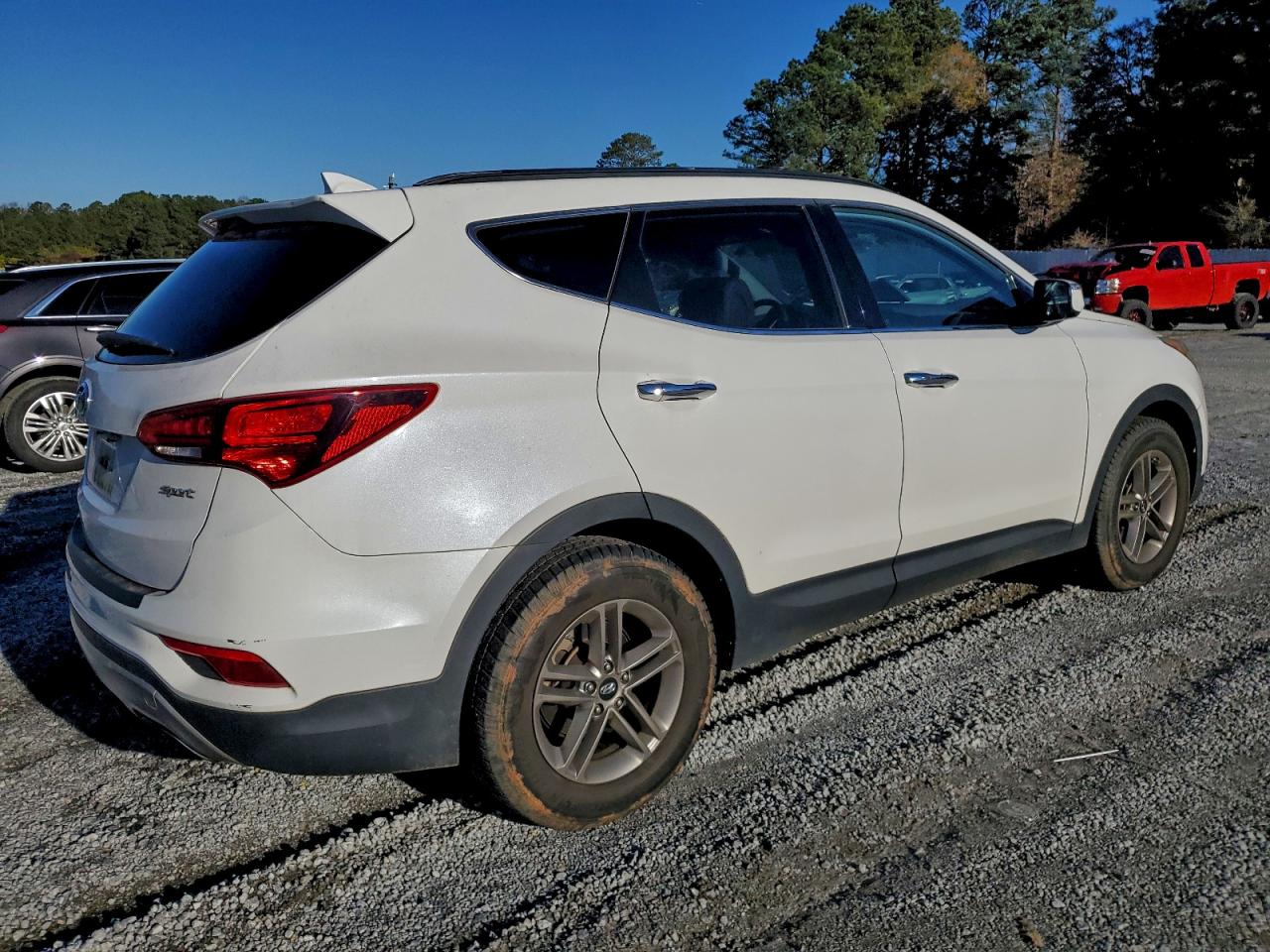 2017 HYUNDAI SANTA FE SPORT photo 3