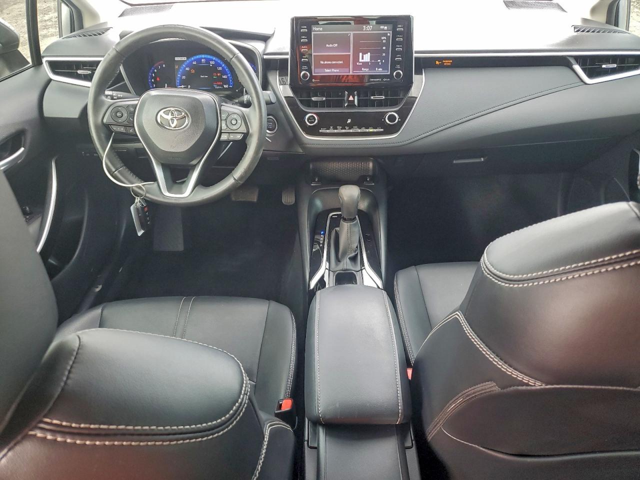 2022 TOYOTA COROLLA XLE photo 8