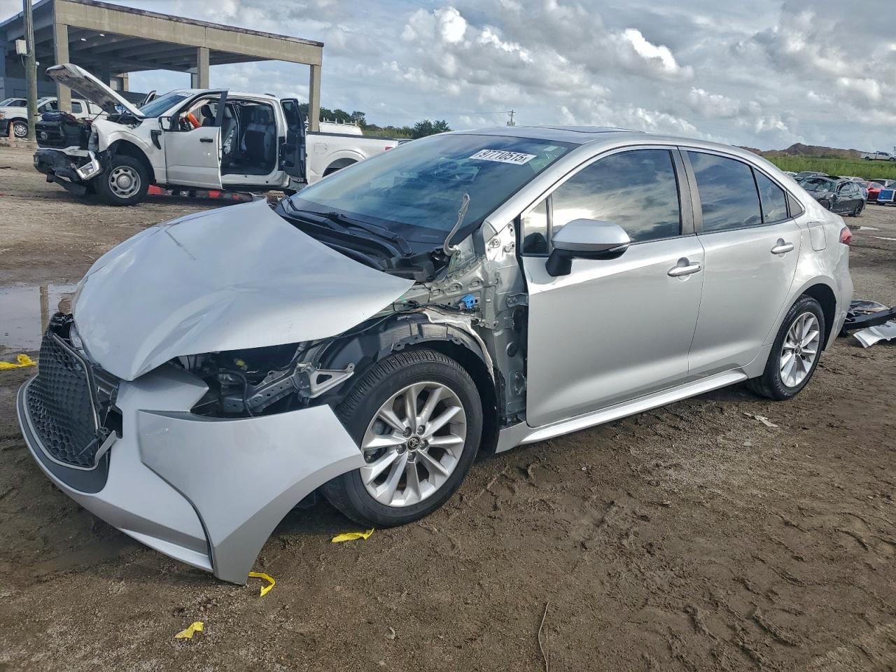 2022 TOYOTA COROLLA