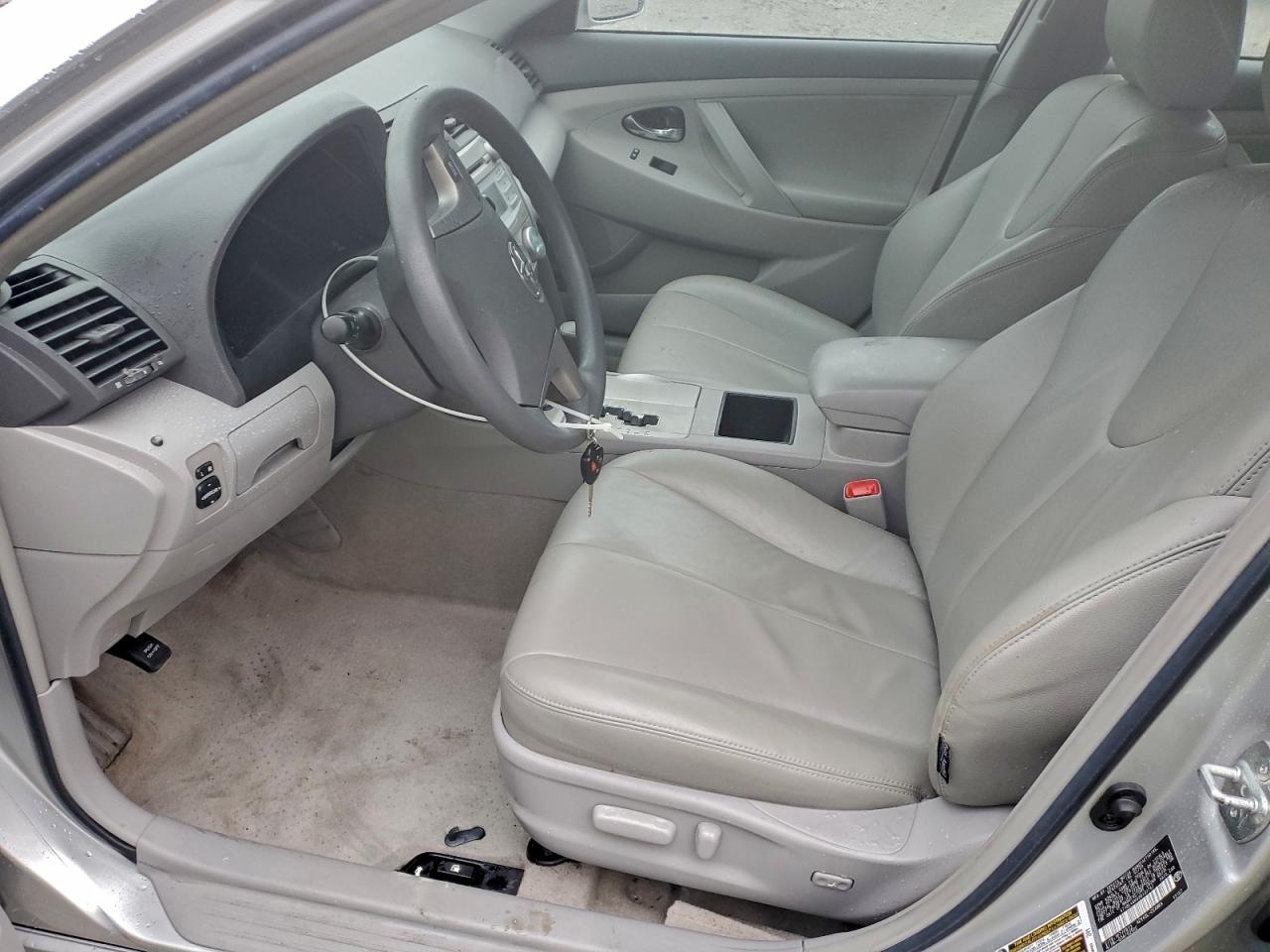 2009 TOYOTA CAMRY BASE photo 19