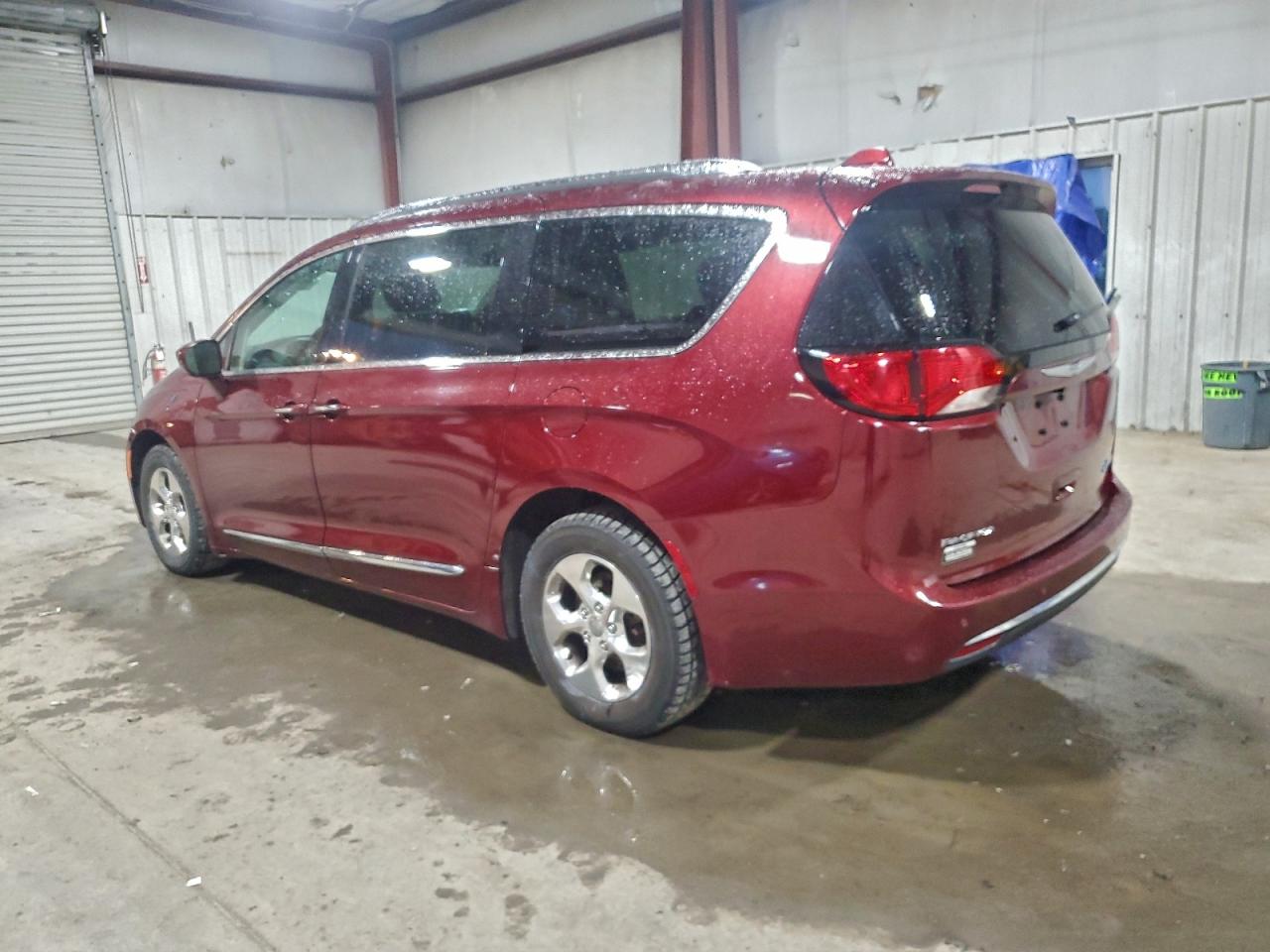 2019 CHRYSLER PACIFICA HYBRID TOURING L photo 2