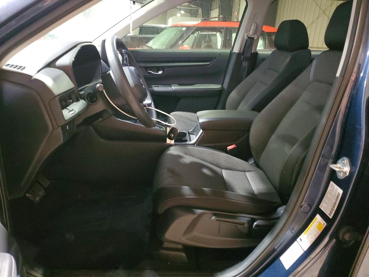 2024 HONDA CR-V LX photo 7
