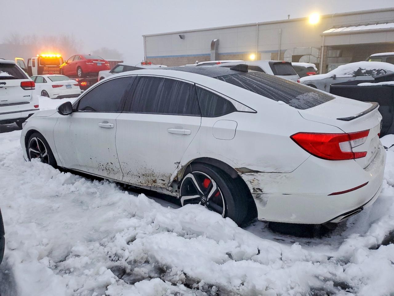 2018 HONDA ACCORD SPORT photo 2