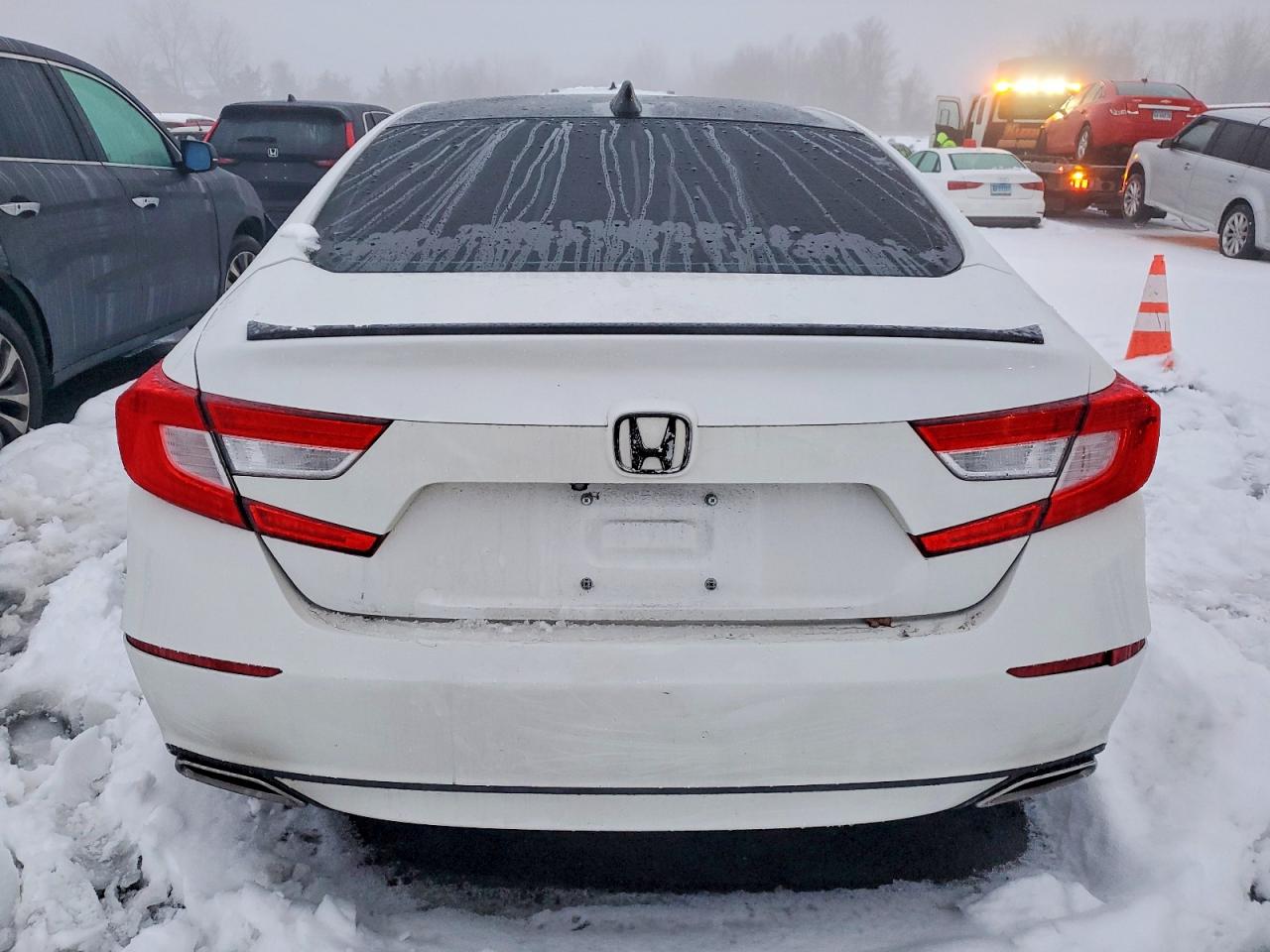 2018 HONDA ACCORD SPORT photo 6