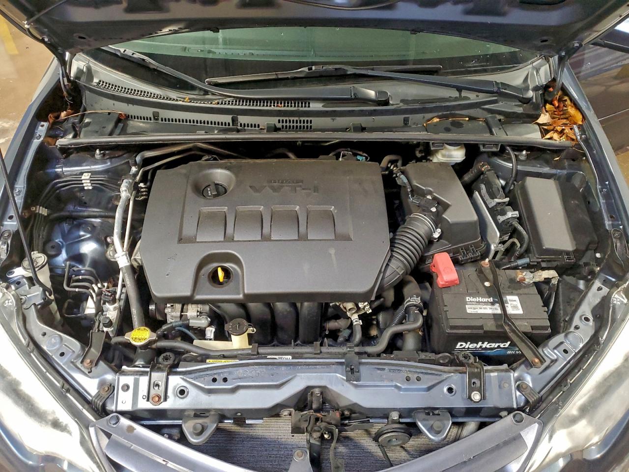 2015 TOYOTA COROLLA L photo 11