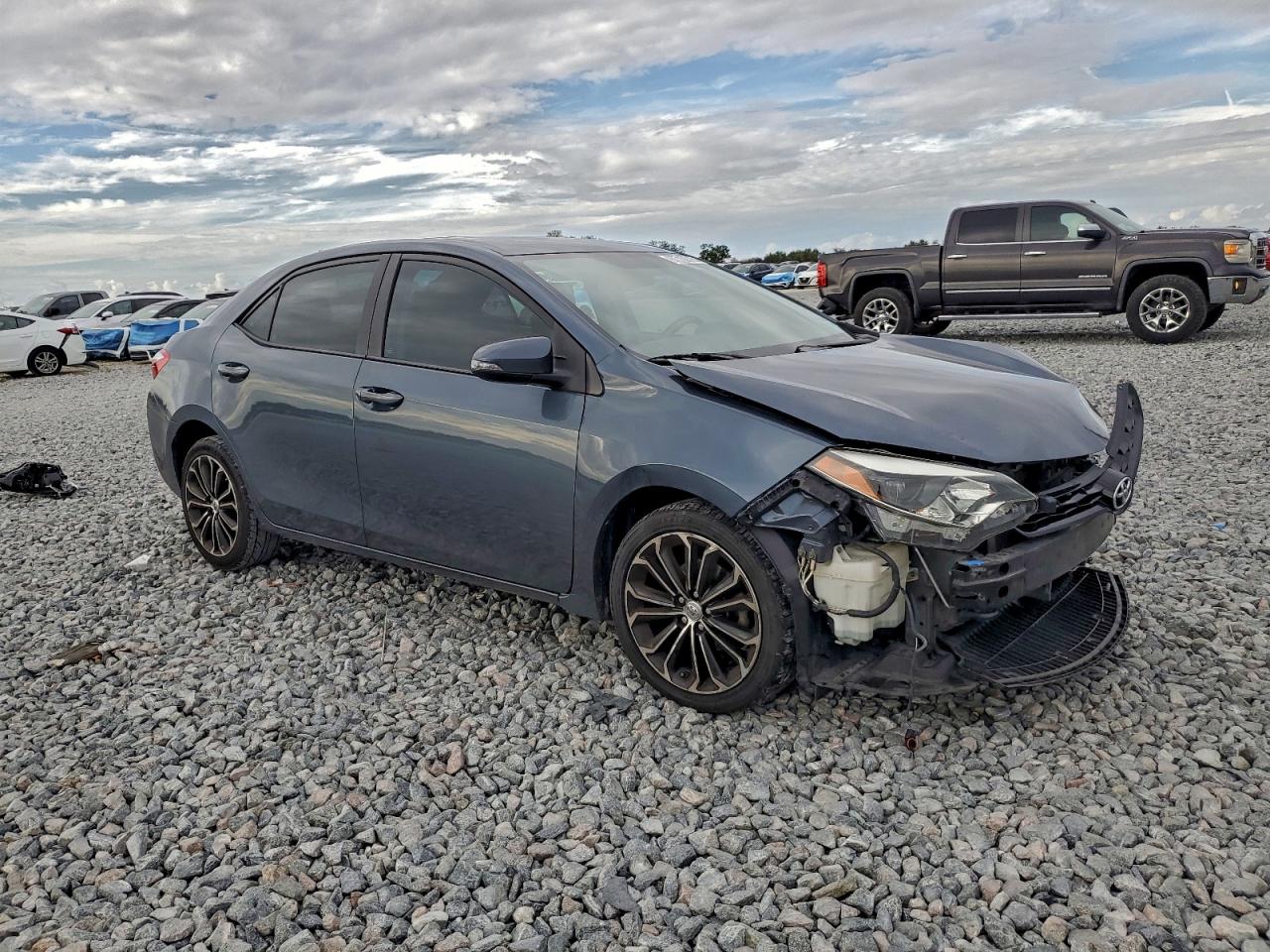 2016 TOYOTA COROLLA L photo 4