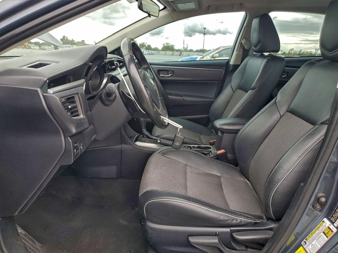 2016 TOYOTA COROLLA L photo 7