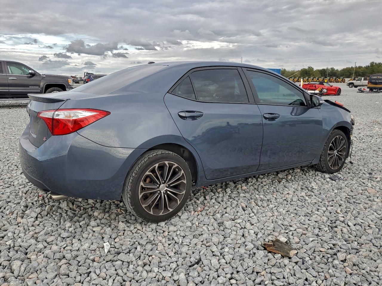 2016 TOYOTA COROLLA L photo 3