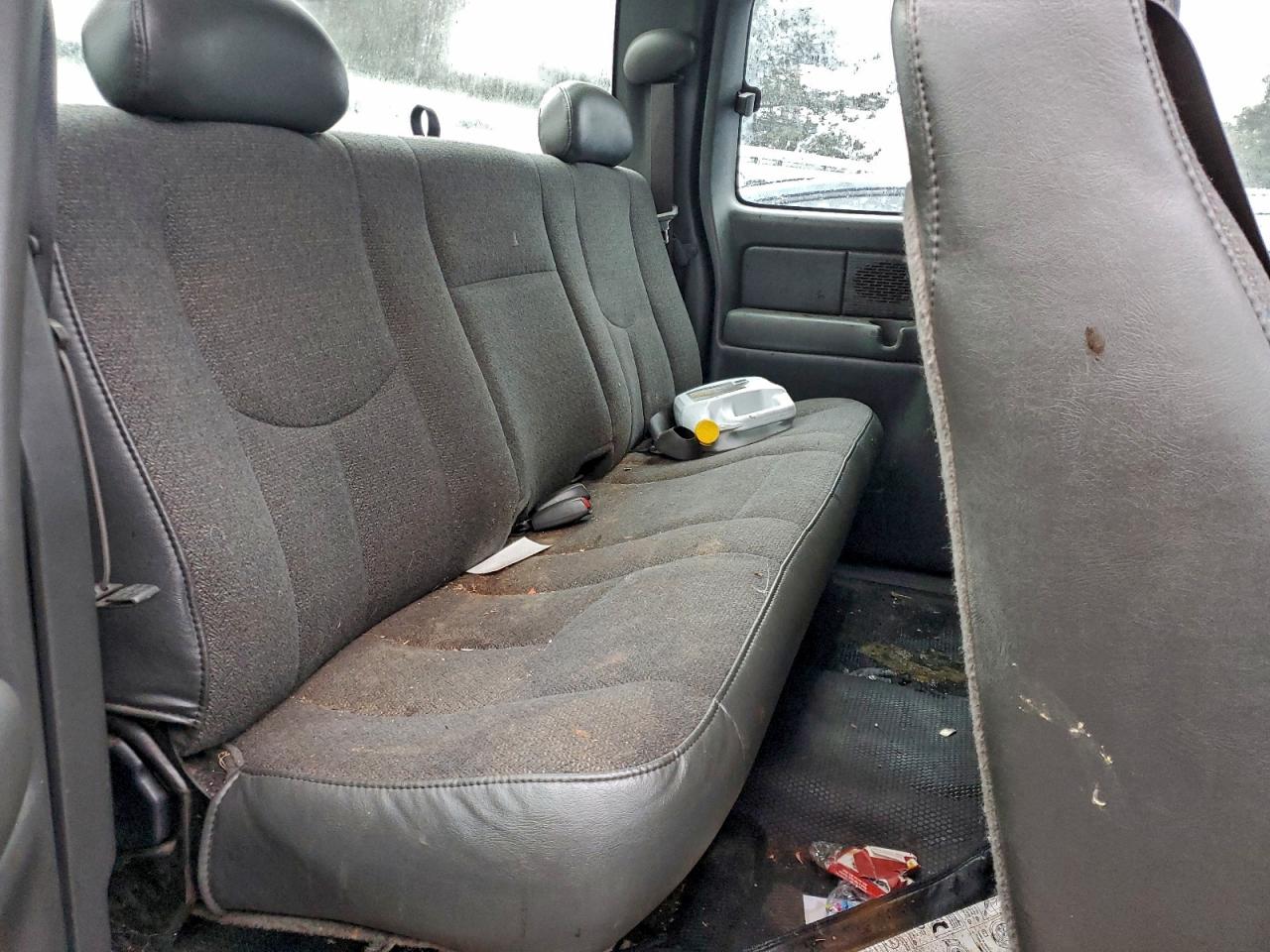 2004 CHEVROLET SILVERADO K1500 photo 10