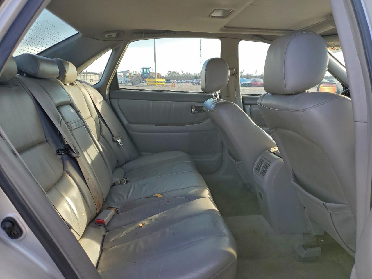 2003 TOYOTA AVALON XL photo 10