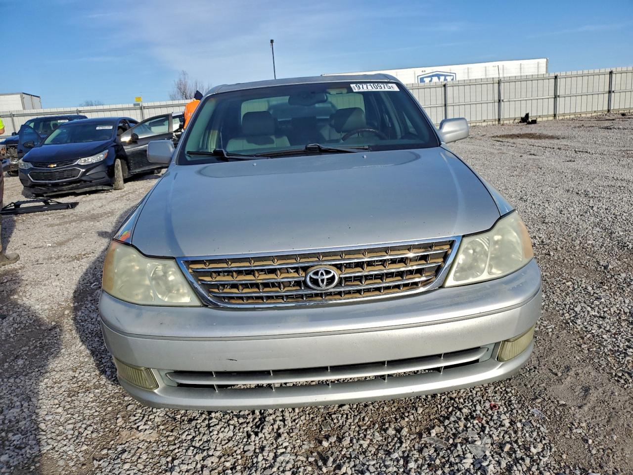 2003 TOYOTA AVALON XL photo 5