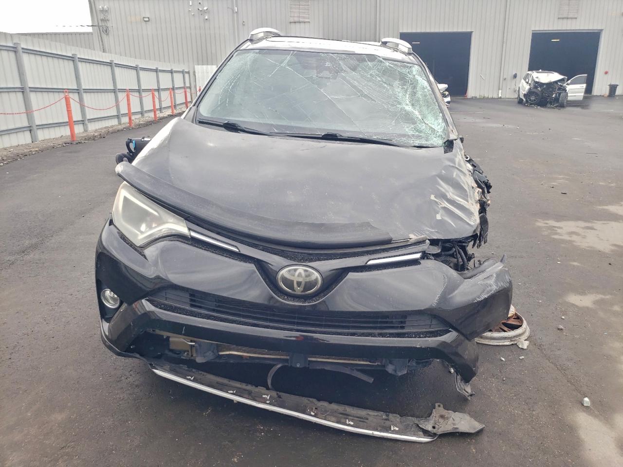 2018 TOYOTA RAV4 ADVENTURE photo 9