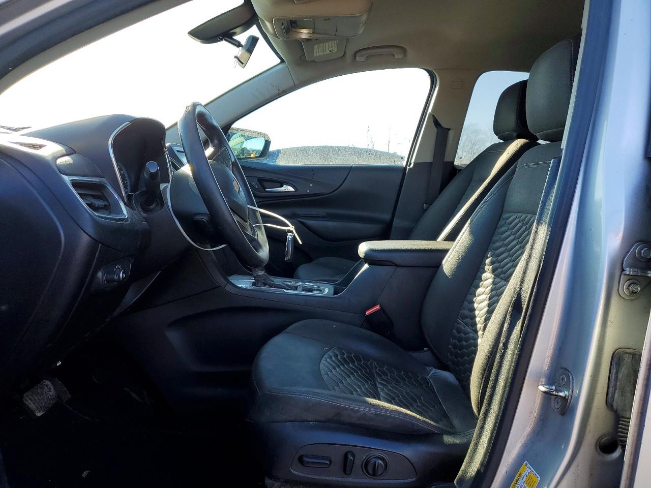 2018 CHEVROLET EQUINOX LT photo 7