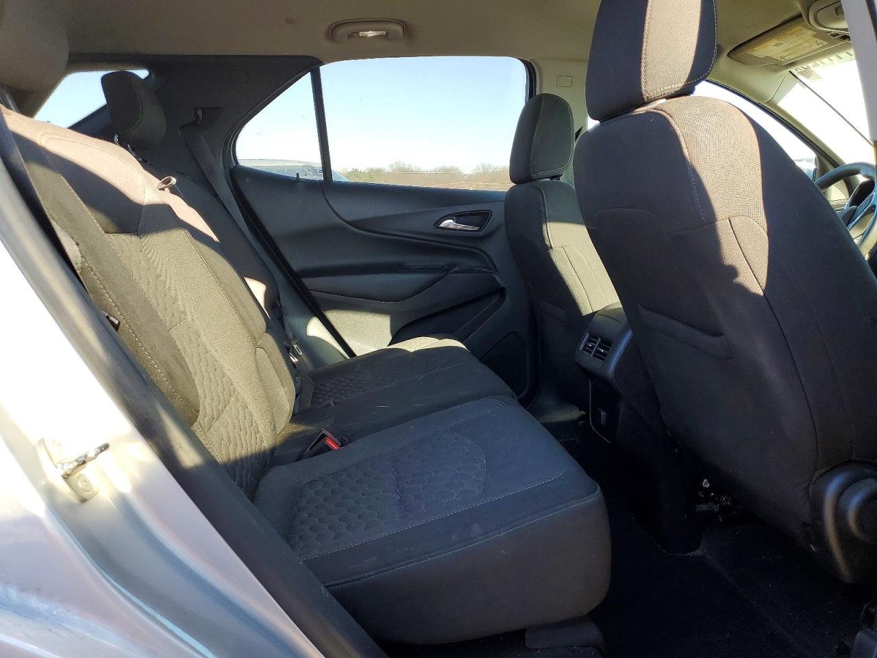 2018 CHEVROLET EQUINOX LT photo 11