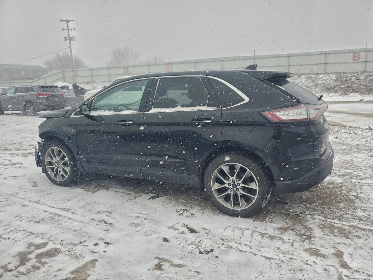 2016 FORD EDGE TITANIUM photo 2