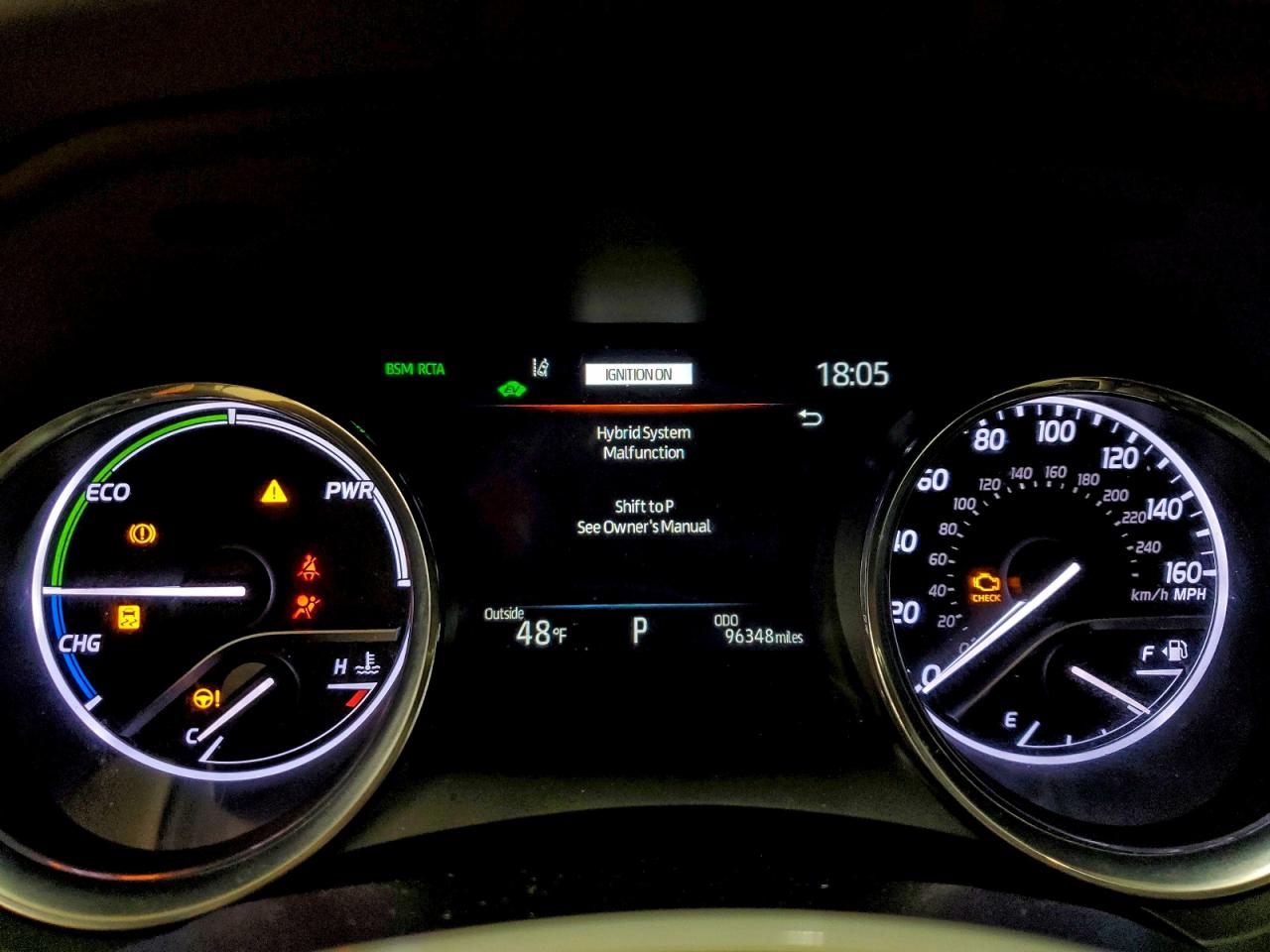 2020 TOYOTA CAMRY XLE photo 9