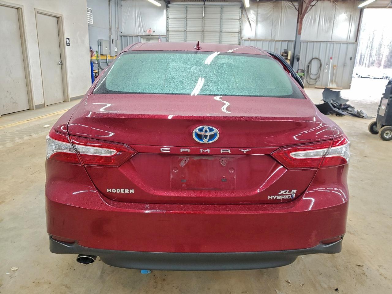 2020 TOYOTA CAMRY XLE photo 6