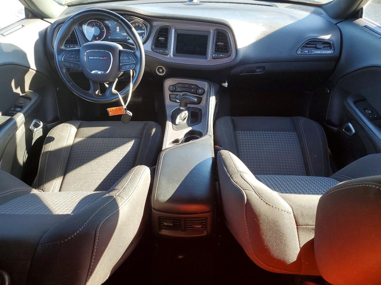 2023 DODGE CHALLENGER SXT photo 8