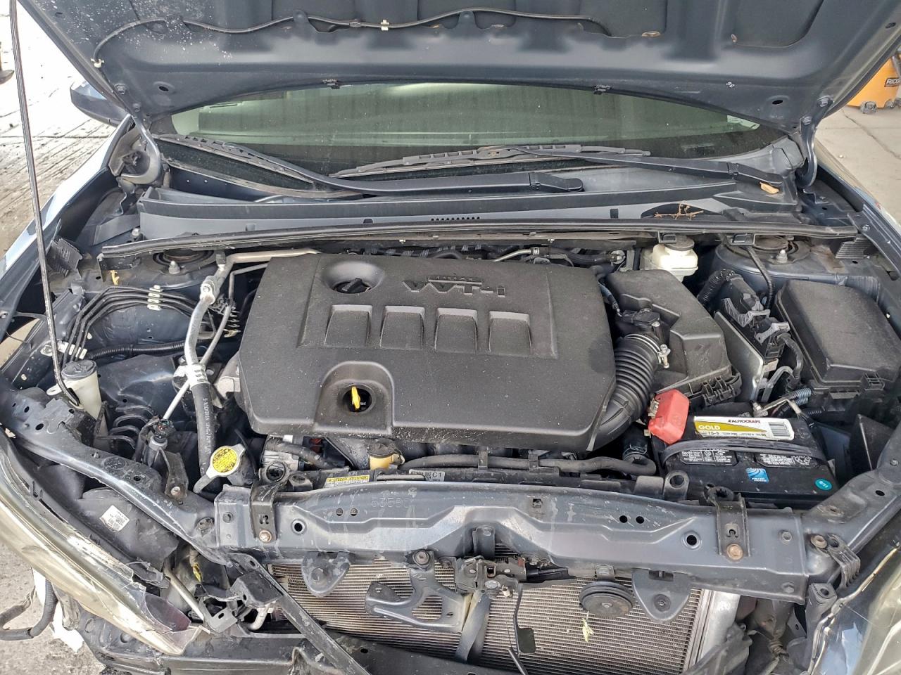 2014 TOYOTA COROLLA L photo 11