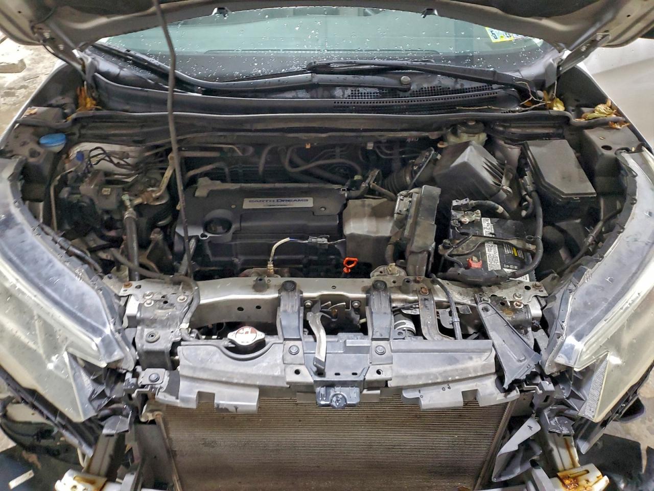 2015 HONDA CR-V LX photo 12