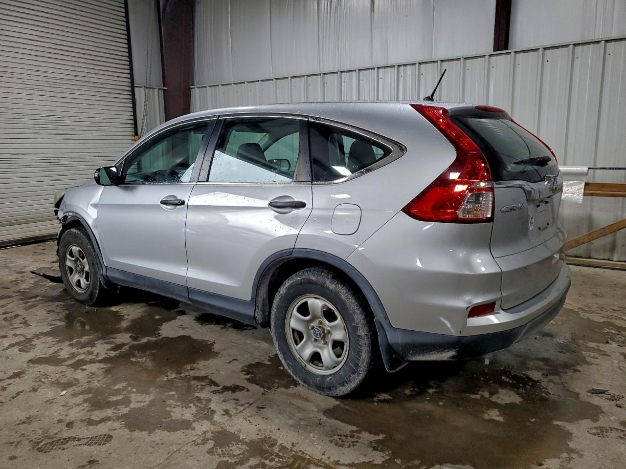 2015 HONDA CR-V LX photo 2