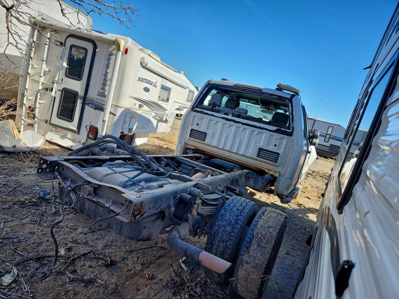2020 FORD F350 SUPER DUTY TRUCK CAB AND CHASSIS photo 3