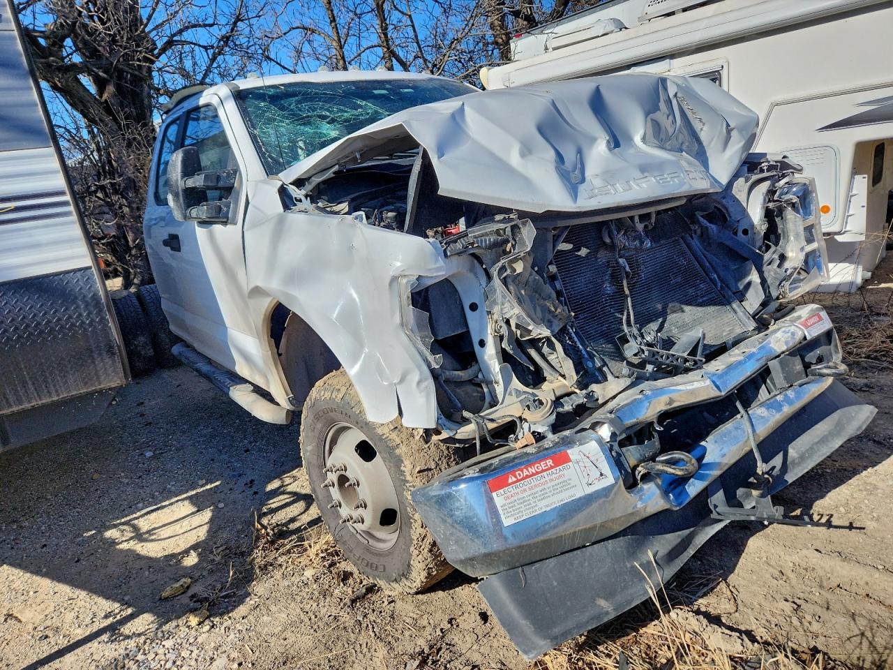 2020 FORD F350 SUPER DUTY TRUCK CAB AND CHASSIS photo 4