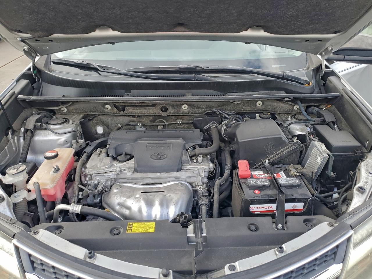 2015 TOYOTA RAV4 LE photo 12