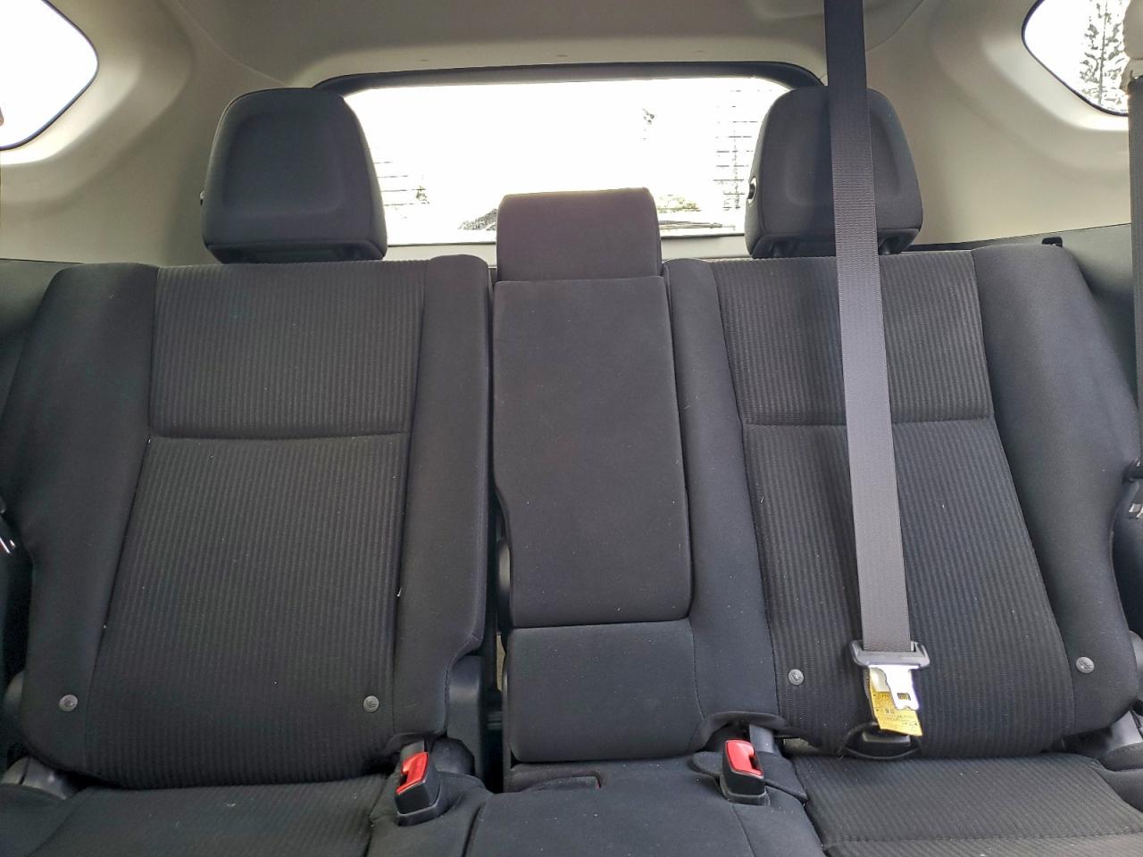 2015 TOYOTA RAV4 LE photo 10