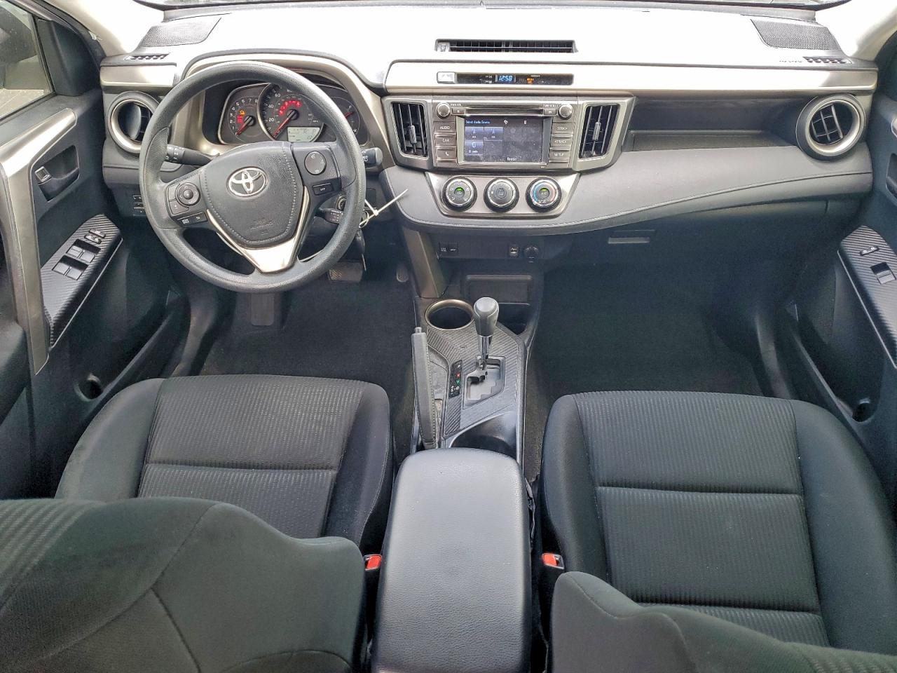 2015 TOYOTA RAV4 LE photo 8