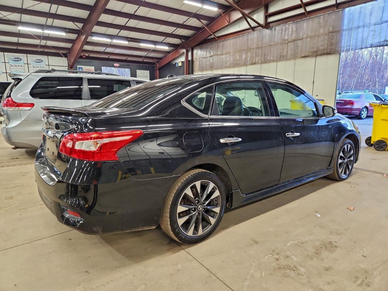 2016 NISSAN SENTRA S photo 5