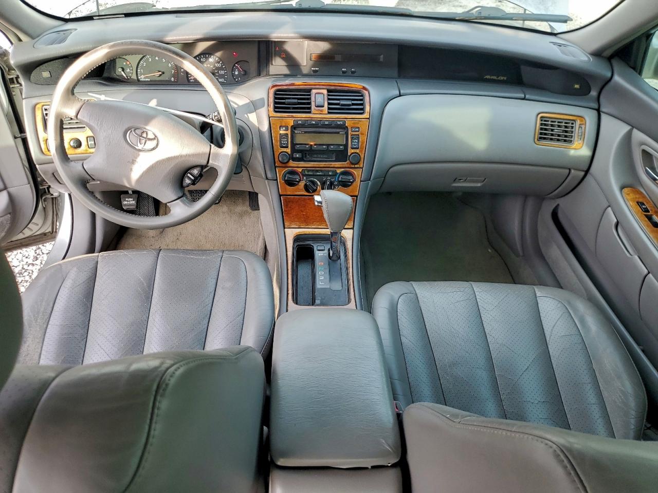 2003 TOYOTA AVALON XL photo 8