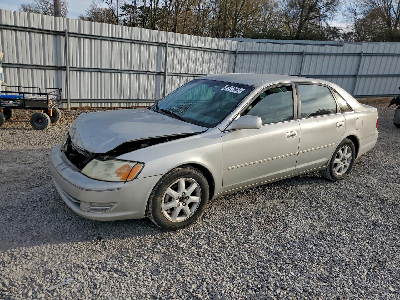 2003 TOYOTA AVALON