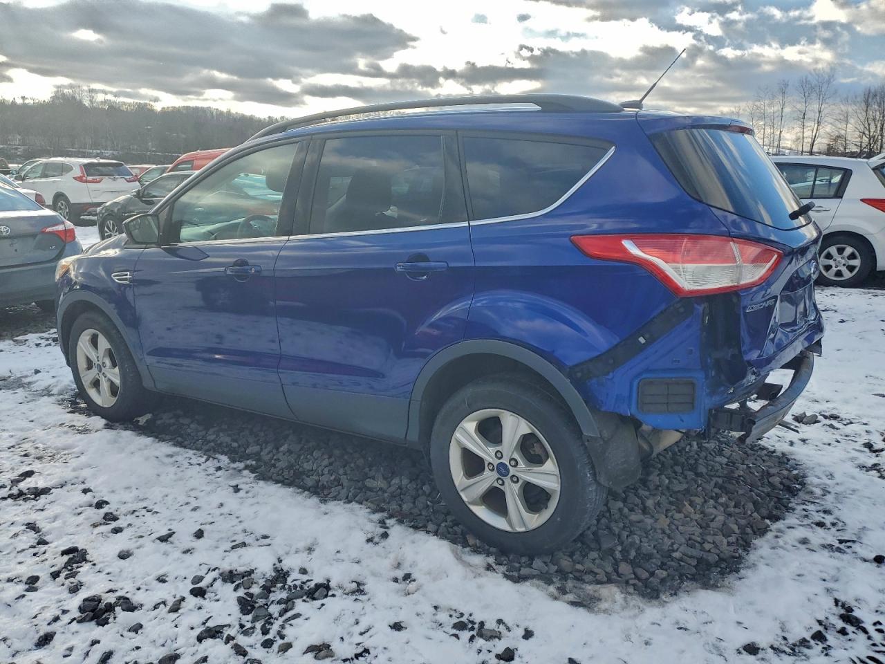 2014 FORD ESCAPE SE photo 2