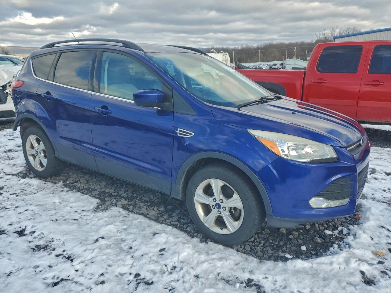 2014 FORD ESCAPE SE photo 4