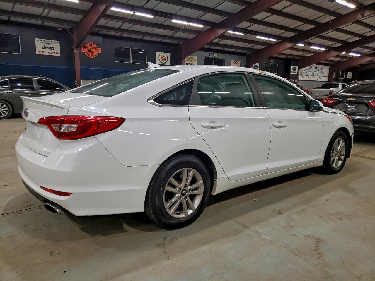 2016 HYUNDAI SONATA SE photo 3