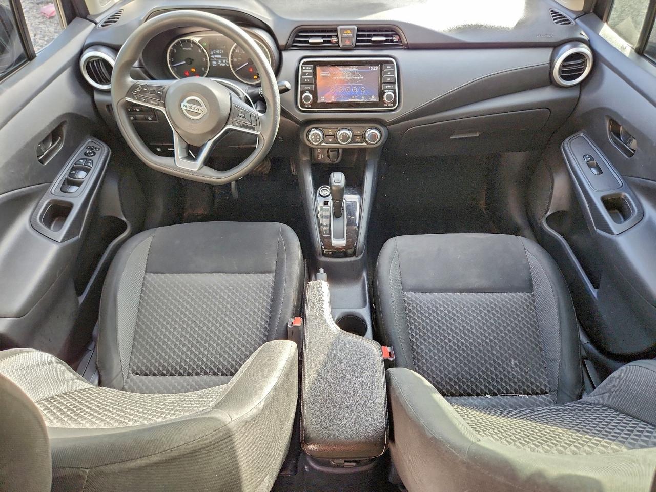 2020 NISSAN VERSA S photo 22