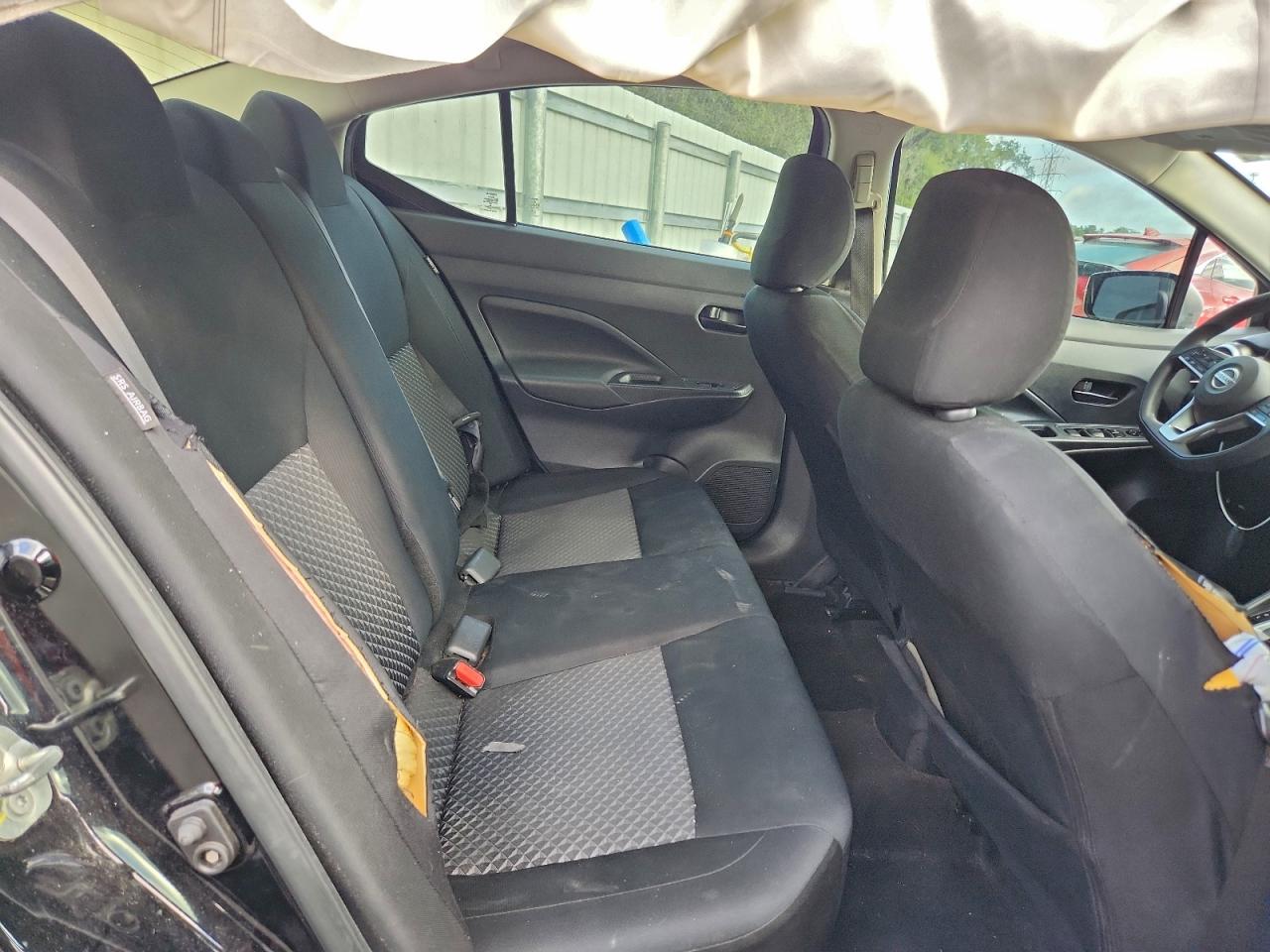2020 NISSAN VERSA S photo 28