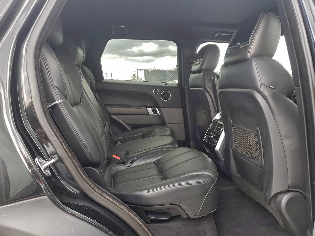 2016 LAND ROVER RANGE ROVER SPORT HSE photo 11